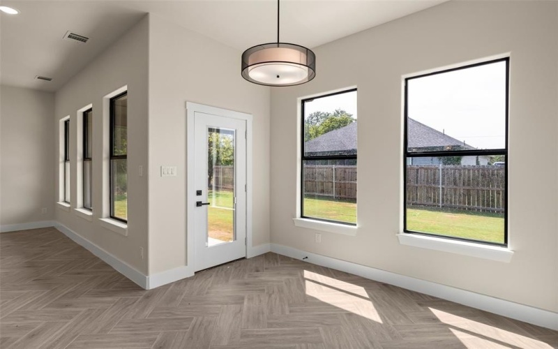 5706 Belaire Circle, Granbury, TX 76048, 4 Bedrooms Bedrooms, ,2 BathroomsBathrooms,Residential,For Sale,5706 Belaire Circle,0,21057364