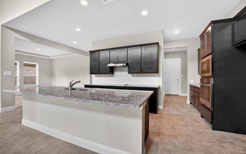 400 Alicia Court, Mansfield, TX 76063, 5 Habitaciones Habitaciones , ,5 BañosBaños,Residential,En Venta,400 Alicia Court,0,21057432