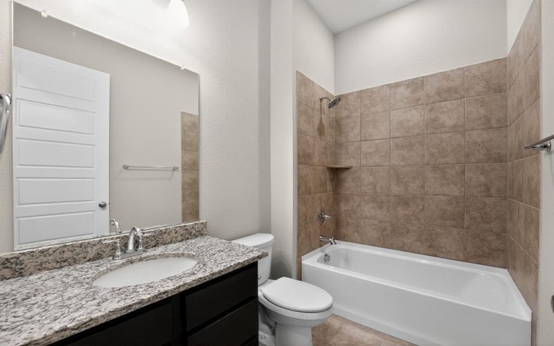 400 Alicia Court, Mansfield, TX 76063, 5 Habitaciones Habitaciones , ,5 BañosBaños,Residential,En Venta,400 Alicia Court,0,21057432