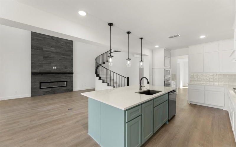 1720 Canals, Little Elm, TX 75068, 5 Bedrooms Bedrooms, ,5 BathroomsBathrooms,Residential,For Sale,1720 Canals,0,21057478