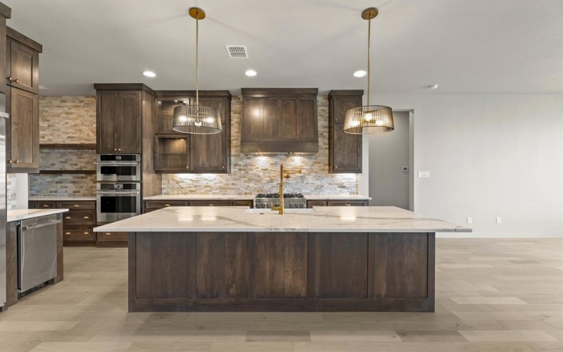 2269 Rolling Oaks Drive, Fort Worth, TX 76008, 5 Bedrooms Bedrooms, ,6 BathroomsBathrooms,Residential,For Sale,2269 Rolling Oaks Drive,0,21057564