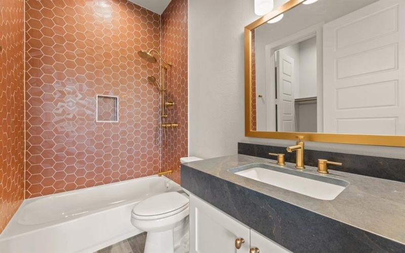 2269 Rolling Oaks Drive, Fort Worth, TX 76008, 5 Bedrooms Bedrooms, ,6 BathroomsBathrooms,Residential,For Sale,2269 Rolling Oaks Drive,0,21057564