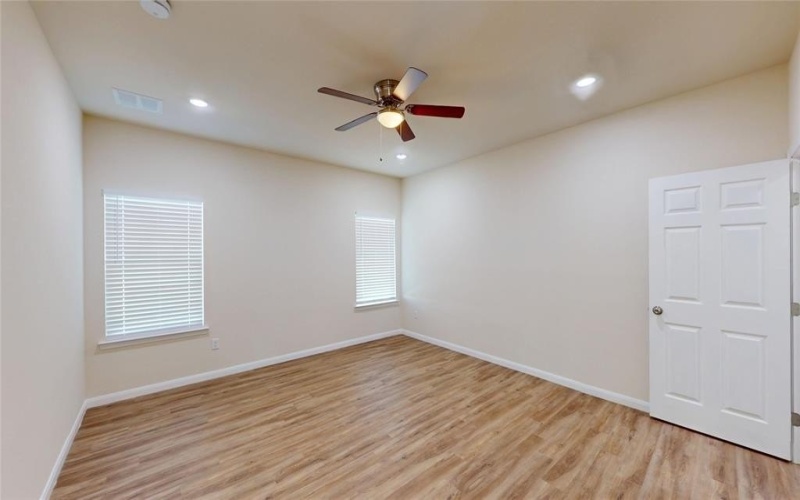 18636 Doubletree Drive, Justin, TX 76247, 5 Habitaciones Habitaciones , ,2 BañosBaños,Residential,En Venta,18636 Doubletree Drive,0,21057576