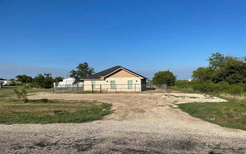 18636 Doubletree Drive, Justin, TX 76247, 5 Habitaciones Habitaciones , ,2 BañosBaños,Residential,En Venta,18636 Doubletree Drive,0,21057576
