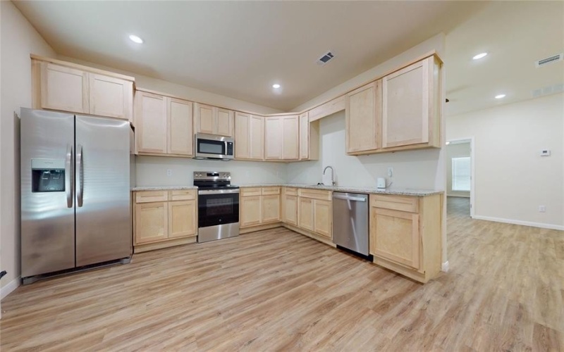 18636 Doubletree Drive, Justin, TX 76247, 5 Habitaciones Habitaciones , ,2 BañosBaños,Residential,En Venta,18636 Doubletree Drive,0,21057576