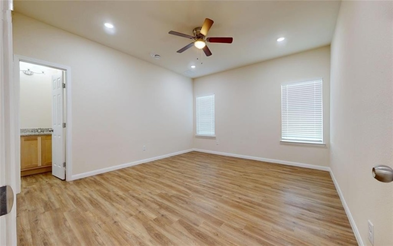 18636 Doubletree Drive, Justin, TX 76247, 5 Habitaciones Habitaciones , ,2 BañosBaños,Residential,En Venta,18636 Doubletree Drive,0,21057576