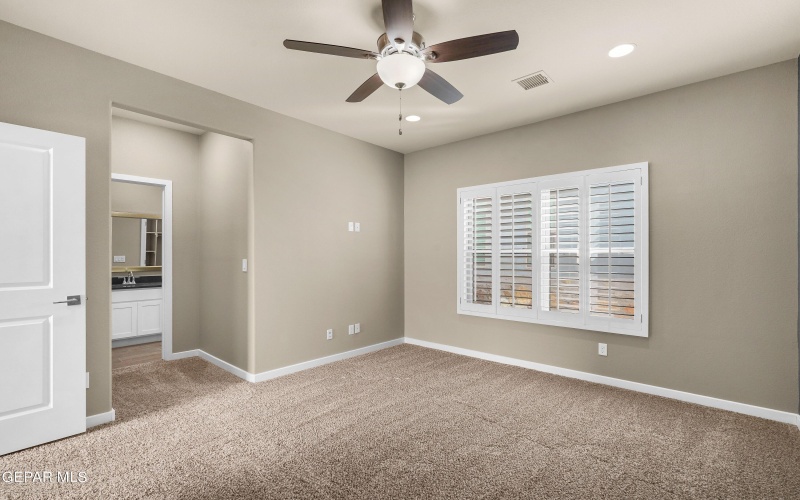 5869 Dalhart Drive, El Paso, TX 79924, 3 Habitaciones Habitaciones , ,2 BañosBaños,Residential,En Venta,5869 Dalhart Drive,919670