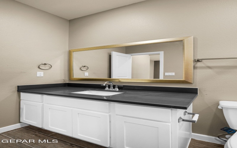 5869 Dalhart Drive, El Paso, TX 79924, 3 Habitaciones Habitaciones , ,2 BañosBaños,Residential,En Venta,5869 Dalhart Drive,919670