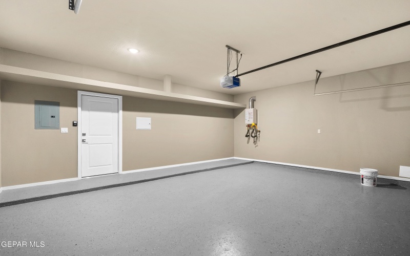 5869 Dalhart Drive, El Paso, TX 79924, 3 Habitaciones Habitaciones , ,2 BañosBaños,Residential,En Venta,5869 Dalhart Drive,919670
