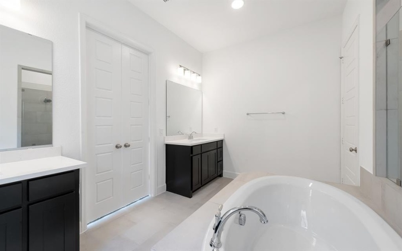 2716 Kirkhill Lane, Forney, TX 75126, 4 Bedrooms Bedrooms, ,3 BathroomsBathrooms,Residential,For Sale,2716 Kirkhill Lane,0,21057707