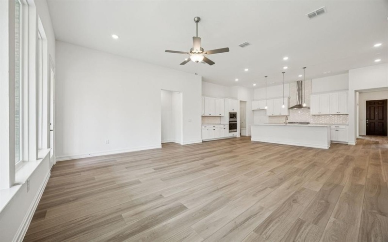 6708 Mill Creek Drive, McKinney, TX 75071, 4 Bedrooms Bedrooms, ,2 BathroomsBathrooms,Residential,For Sale,6708 Mill Creek Drive,0,21057730