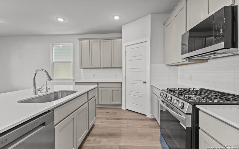 6506 Bufflehead Bend, Leon Valley, TX 78240, 3 Habitaciones Habitaciones , ,2 BañosBaños,Residential,En Venta,6506 Bufflehead Bend,0,1907073