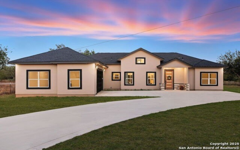 16837 FM 1937, San Antonio, TX 78221, 4 Bedrooms Bedrooms, ,5 BathroomsBathrooms,Residential,For Sale,16837 FM 1937,0,1907091