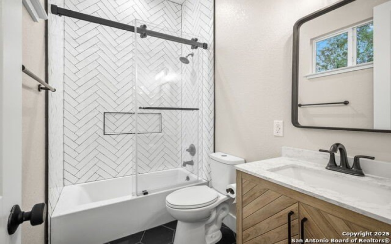 16837 FM 1937, San Antonio, TX 78221, 4 Bedrooms Bedrooms, ,5 BathroomsBathrooms,Residential,For Sale,16837 FM 1937,0,1907091