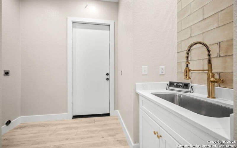 16837 FM 1937, San Antonio, TX 78221, 4 Bedrooms Bedrooms, ,5 BathroomsBathrooms,Residential,For Sale,16837 FM 1937,0,1907091