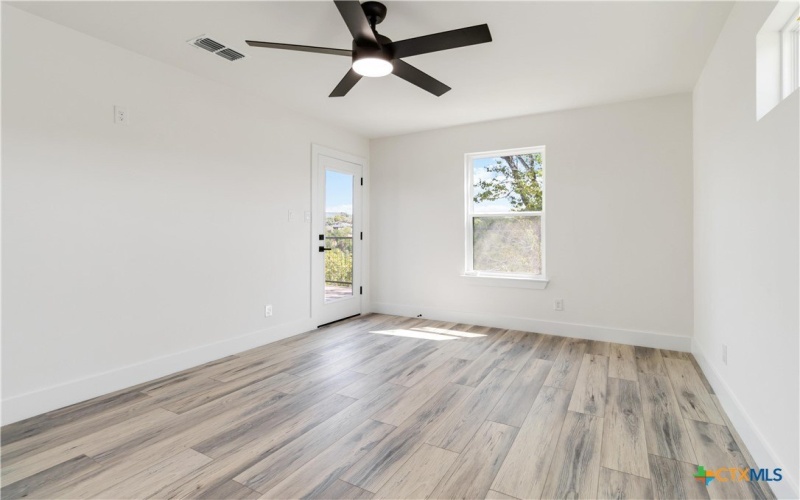 2024 Ronda Court, Canyon Lake, TX 78133, 2 Habitaciones Habitaciones , ,2 BañosBaños,Residential,En Venta,2024 Ronda Court,0,592370