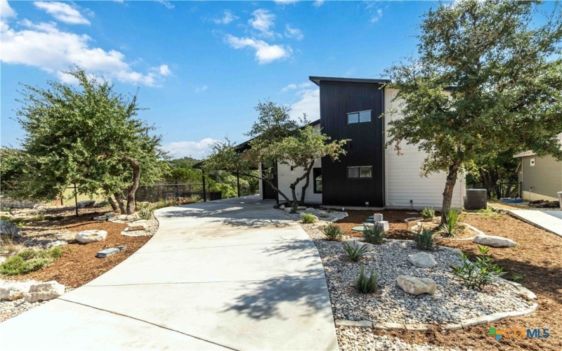 2024 Ronda Court, Canyon Lake, TX 78133, 2 Habitaciones Habitaciones , ,2 BañosBaños,Residential,En Venta,2024 Ronda Court,0,592370