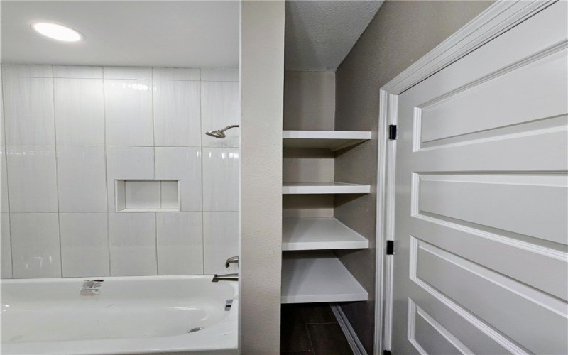 507 W Ragland, Kingsville, TX 78363, 3 Bedrooms Bedrooms, ,2 BathroomsBathrooms,Residential,For Sale,507 W Ragland,0,463390