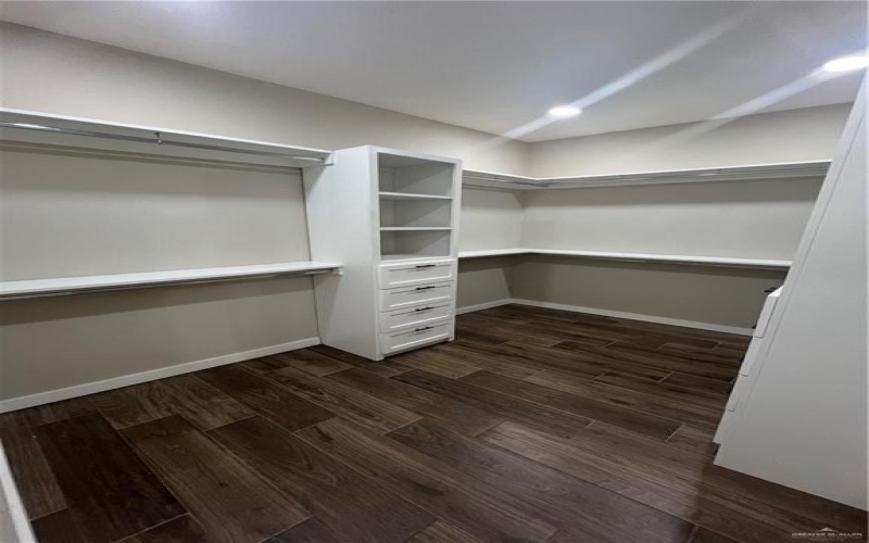 411 W 13th Street W, San Juan, TX 78589, 4 Bedrooms Bedrooms, ,2 BathroomsBathrooms,Residential,For Sale,411 W 13th Street W,0,480606