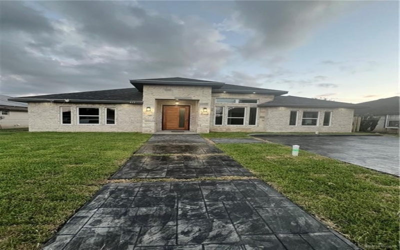 411 W 13th Street W, San Juan, TX 78589, 4 Bedrooms Bedrooms, ,2 BathroomsBathrooms,Residential,For Sale,411 W 13th Street W,0,480606