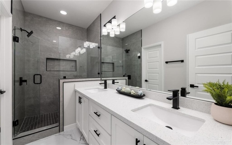 400 Hutto Road, Donna, TX 78537, 3 Bedrooms Bedrooms, ,2 BathroomsBathrooms,Residential,For Sale,400 Hutto Road,0,480739