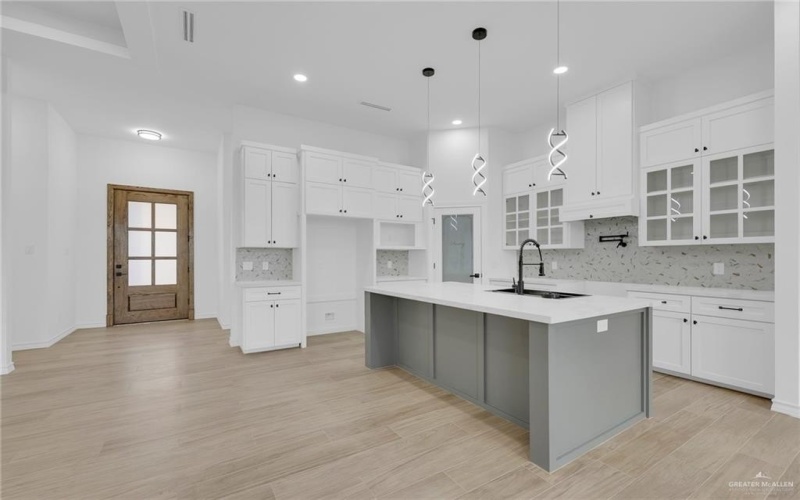 5216 N 42nd Street, McAllen, TX 78504, 4 Habitaciones Habitaciones , ,3 BañosBaños,Residential,En Venta,5216 N 42nd Street,0,480755