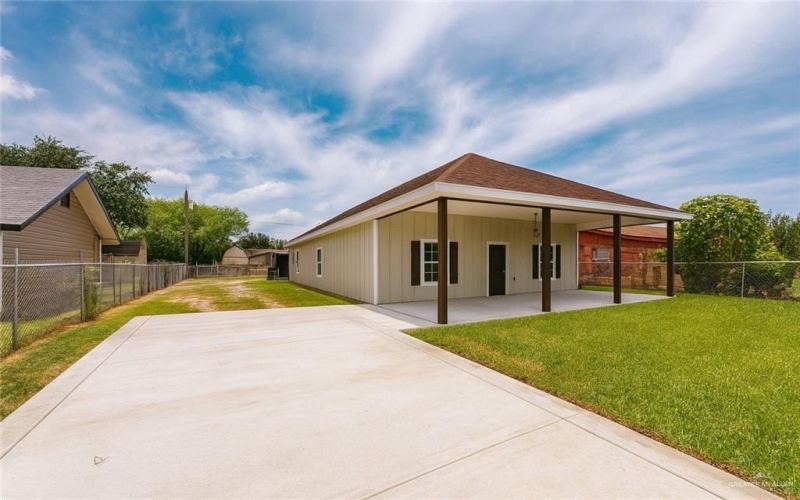 509 N 6th Street, Donna, TX 78537, 4 Bedrooms Bedrooms, ,2 BathroomsBathrooms,Residential,For Sale,509 N 6th Street,0,480775