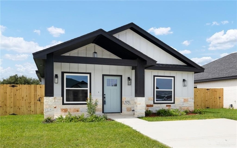 2004 Trinity Street, Donna, TX 78537, 3 Bedrooms Bedrooms, ,2 BathroomsBathrooms,Residential,For Sale,2004 Trinity Street,0,480810