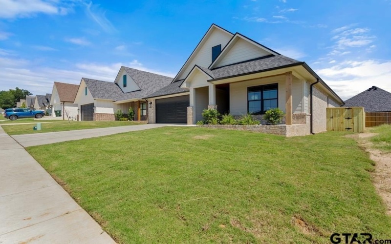 7162 Alexander, Tyler, TX 75707, 3 Habitaciones Habitaciones , ,2 BañosBaños,Residential,En Venta,7162 Alexander,0,25013755