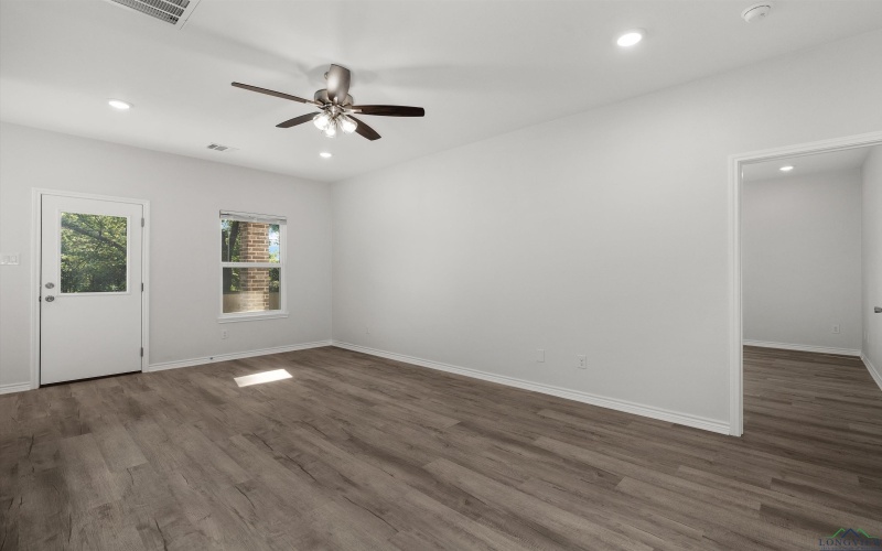 1124 N Eighth St, Longview, TX 75601, 3 Bedrooms Bedrooms, ,2 BathroomsBathrooms,Residential,For Sale,1124 N Eighth St,0,20256281