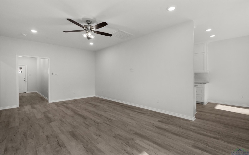 1124 N Eighth St, Longview, TX 75601, 3 Bedrooms Bedrooms, ,2 BathroomsBathrooms,Residential,For Sale,1124 N Eighth St,0,20256281