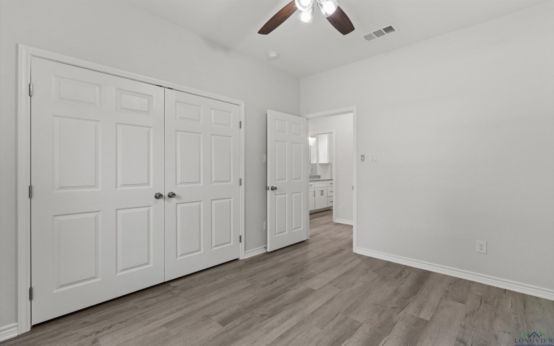 1124 N Eighth St, Longview, TX 75601, 3 Bedrooms Bedrooms, ,2 BathroomsBathrooms,Residential,For Sale,1124 N Eighth St,0,20256281
