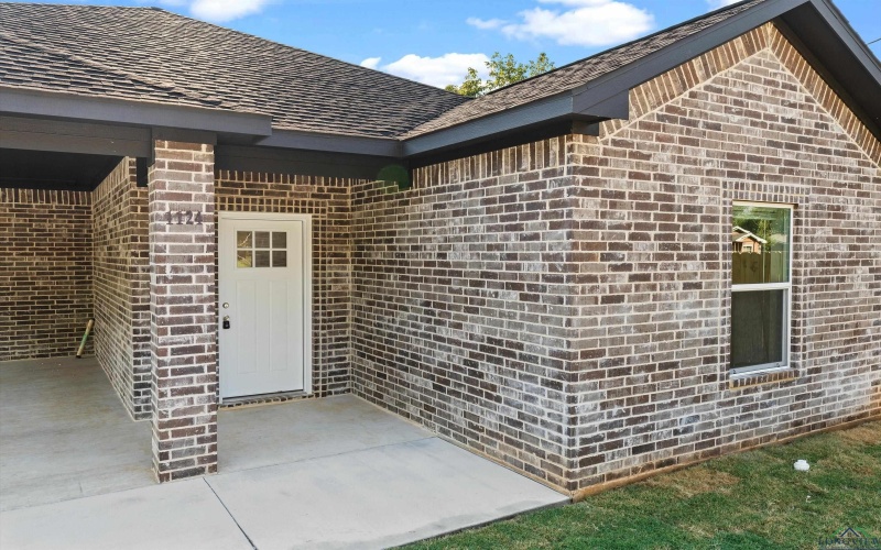 1124 N Eighth St, Longview, TX 75601, 3 Bedrooms Bedrooms, ,2 BathroomsBathrooms,Residential,For Sale,1124 N Eighth St,0,20256281