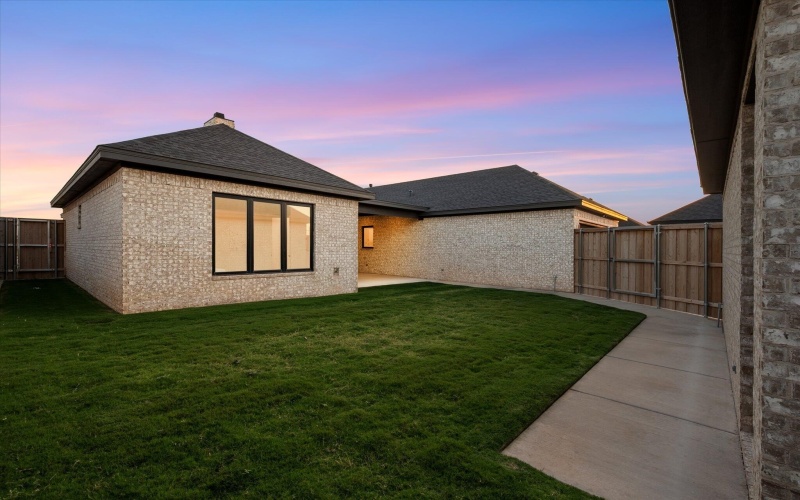 4806 139th Street, Lubbock, TX 79423, 4 Bedrooms Bedrooms, ,3 BathroomsBathrooms,Residential,For Sale,4806 139th Street,0,202560336