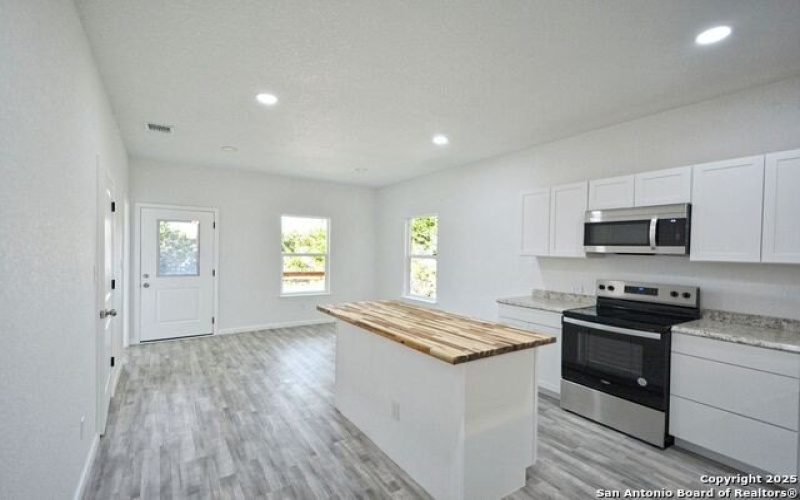 1234 Clearcreek, Canyon Lake, TX 78133, 3 Habitaciones Habitaciones , ,2 BañosBaños,Residential,En Venta,1234 Clearcreek,0,1851633