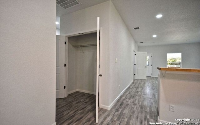 1234 Clearcreek, Canyon Lake, TX 78133, 3 Habitaciones Habitaciones , ,2 BañosBaños,Residential,En Venta,1234 Clearcreek,0,1851633