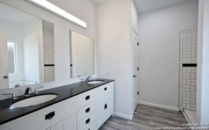 1234 Clearcreek, Canyon Lake, TX 78133, 3 Habitaciones Habitaciones , ,2 BañosBaños,Residential,En Venta,1234 Clearcreek,0,1851633