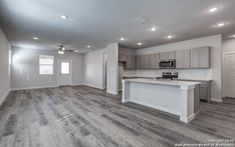 4334 Clarisse Street, New Braunfels, TX 78130, 4 Habitaciones Habitaciones , ,2 BañosBaños,Residential,En Venta,4334 Clarisse Street,0,1863187