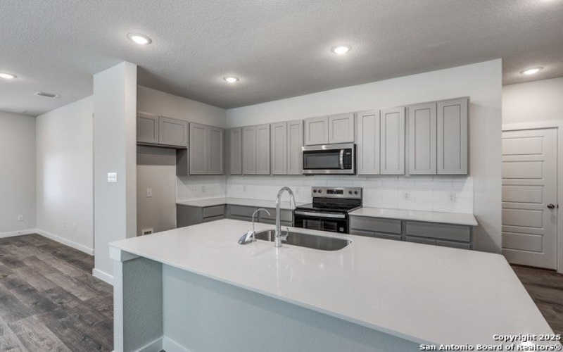 4334 Clarisse Street, New Braunfels, TX 78130, 4 Habitaciones Habitaciones , ,2 BañosBaños,Residential,En Venta,4334 Clarisse Street,0,1863187