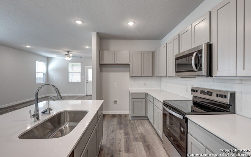 4334 Clarisse Street, New Braunfels, TX 78130, 4 Habitaciones Habitaciones , ,2 BañosBaños,Residential,En Venta,4334 Clarisse Street,0,1863187