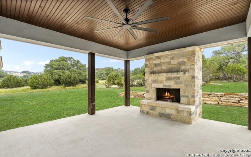 120 Mystic Shores, Spring Branch, TX 78070, 4 Habitaciones Habitaciones , ,5 BañosBaños,Residential,En Venta,120 Mystic Shores,0,1907294