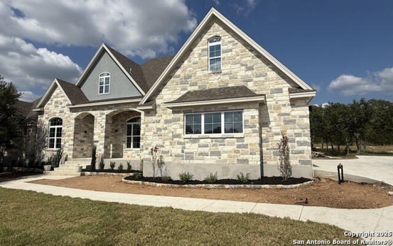 120 Mystic Shores, Spring Branch, TX 78070, 4 Habitaciones Habitaciones , ,5 BañosBaños,Residential,En Venta,120 Mystic Shores,0,1907294