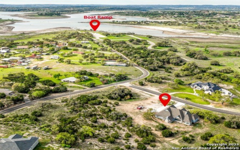 120 Mystic Shores, Spring Branch, TX 78070, 4 Habitaciones Habitaciones , ,5 BañosBaños,Residential,En Venta,120 Mystic Shores,0,1907294