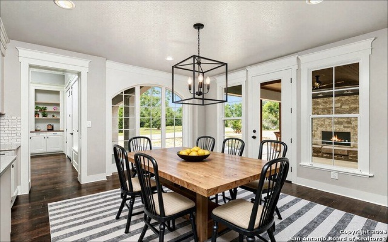 120 Mystic Shores, Spring Branch, TX 78070, 4 Habitaciones Habitaciones , ,5 BañosBaños,Residential,En Venta,120 Mystic Shores,0,1907294