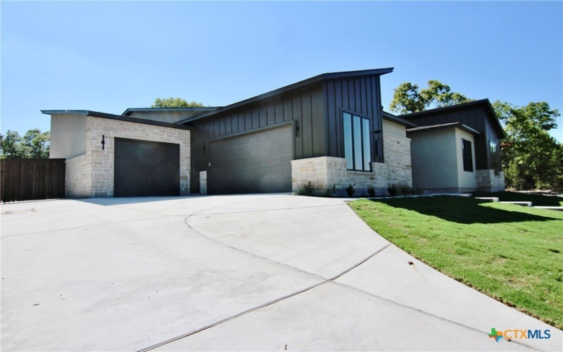 2235 Iron Branch Road, Temple, TX 76502, 3 Bedrooms Bedrooms, ,3 BathroomsBathrooms,Residential,For Sale,2235 Iron Branch Road,0,592482