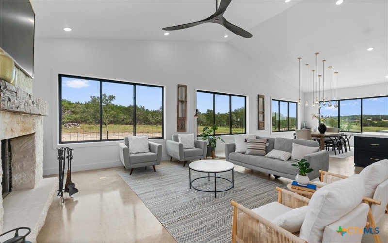 2322 FM 963, Burnet, TX 76539, 3 Bedrooms Bedrooms, ,2 BathroomsBathrooms,Residential,For Sale,2322 FM 963,0,592582