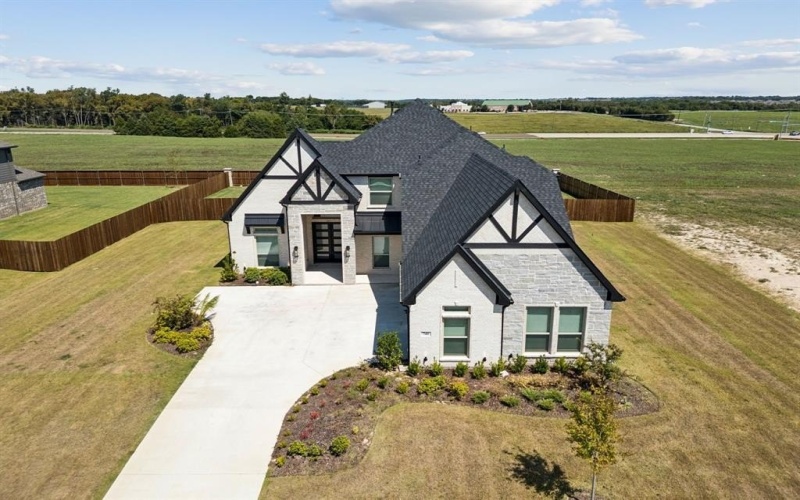 741 Emerald Valley Drive, Ovilla, TX 75154, 4 Habitaciones Habitaciones , ,5 BañosBaños,Residential,En Venta,741 Emerald Valley Drive,0,21041904