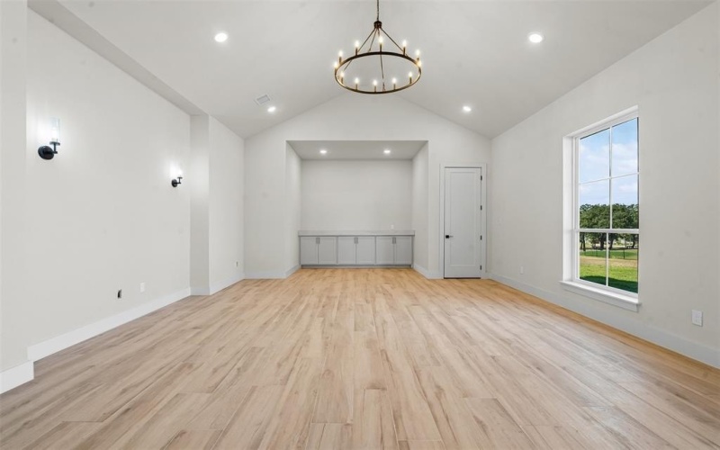 305 Mint Ridge Drive, Burleson, TX 76028, 4 Habitaciones Habitaciones , ,3 BañosBaños,Residential,En Venta,305 Mint Ridge Drive,0,21056096