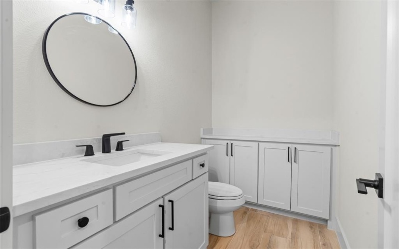 305 Mint Ridge Drive, Burleson, TX 76028, 4 Habitaciones Habitaciones , ,3 BañosBaños,Residential,En Venta,305 Mint Ridge Drive,0,21056096