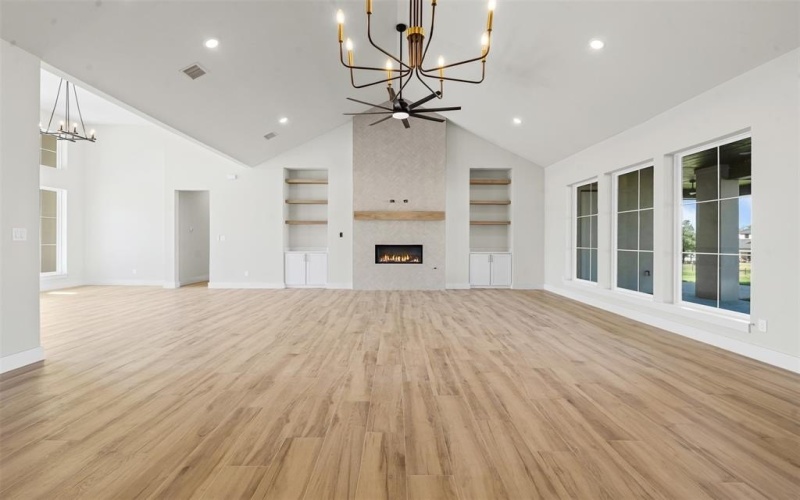 305 Mint Ridge Drive, Burleson, TX 76028, 4 Habitaciones Habitaciones , ,3 BañosBaños,Residential,En Venta,305 Mint Ridge Drive,0,21056096